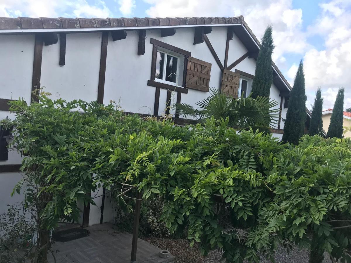 Vila La Landaise Sainte-Eulalie-en-Born Exteriér fotografie